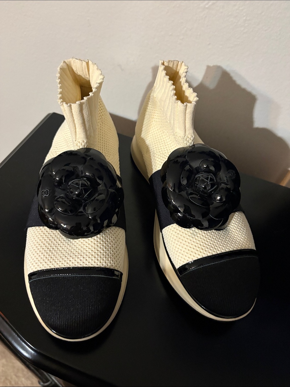 CHANEL Cream Knit Slip-On Sneakers with Black Camellia sz39.5